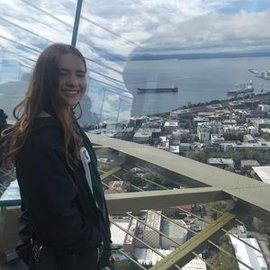 Meet your Posher, Viktoria